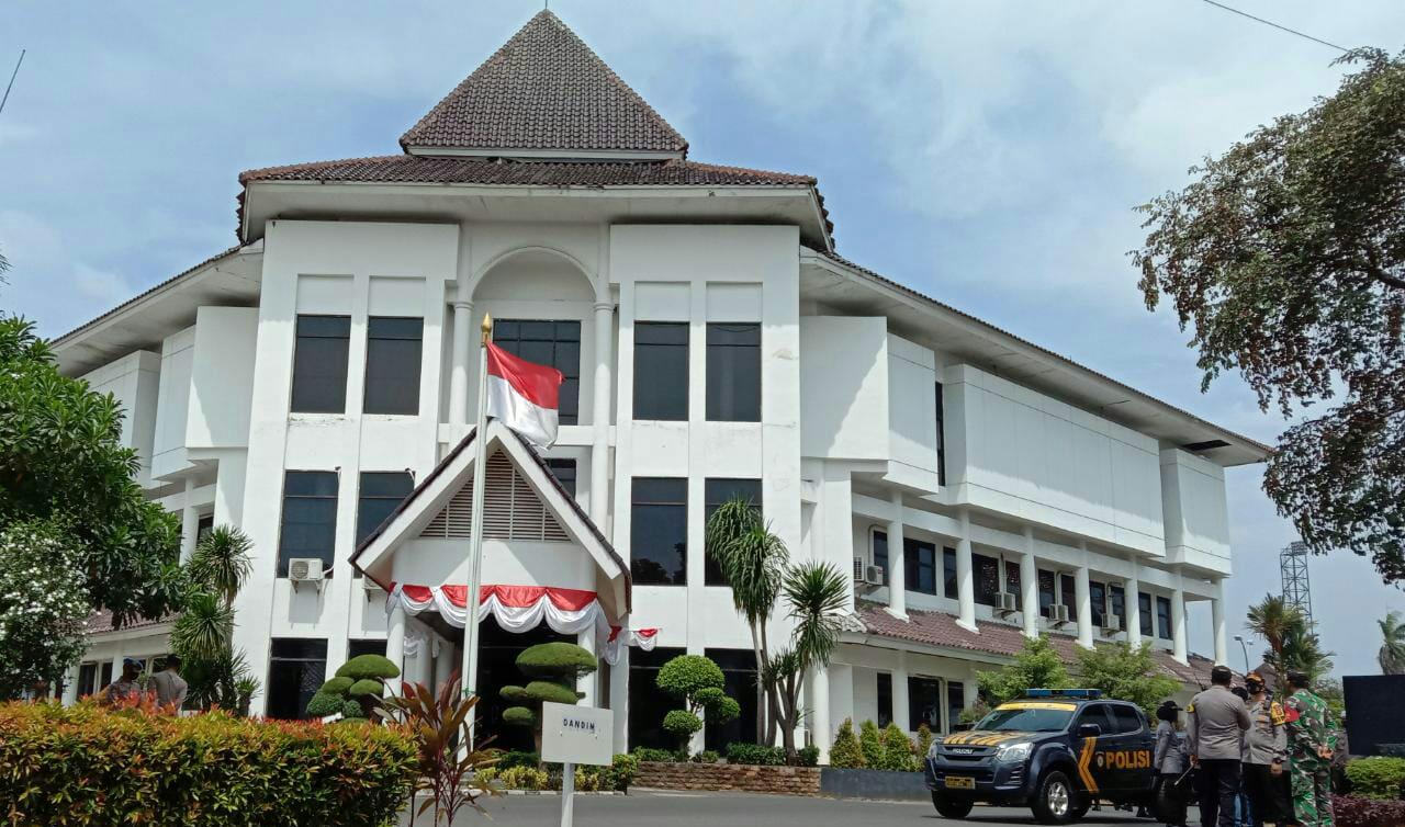 Bertambah Lagi, Belasan Anggota DPRD Karawang Positif Covid-19 | Fakta