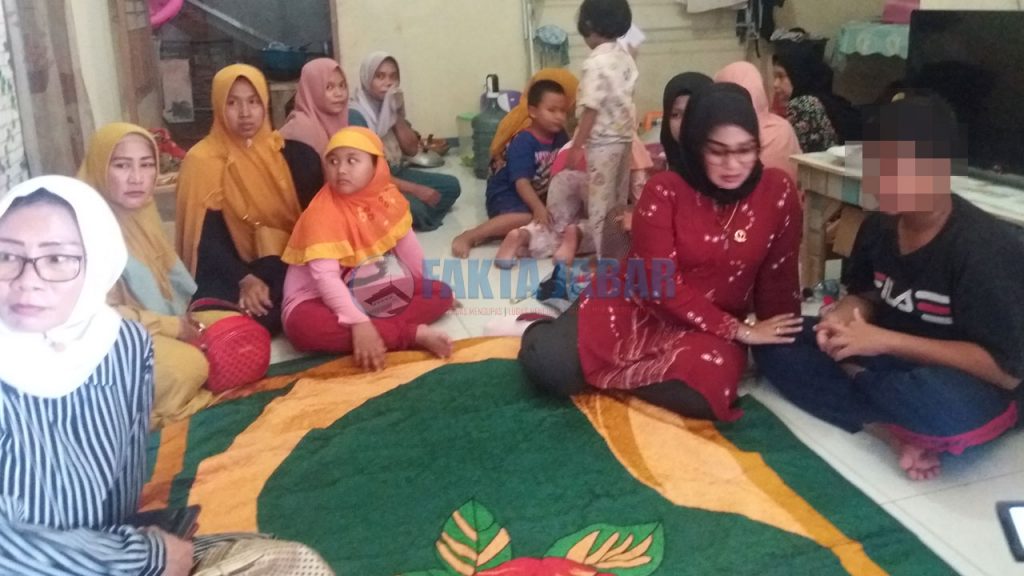 Sri Rahayu Agustina Minta DP3A Karawang Dampingi Anak 