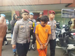 Polres Karawang meringkus pelaku pembakaran warung di Tempuran